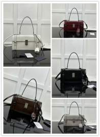 Picture of Prada Handbags _SKUfw208373092fw